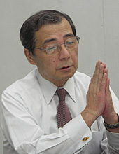 Professor Hideshige Arisawa