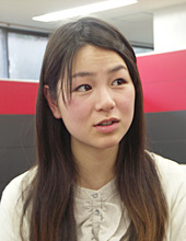 三田　詩子