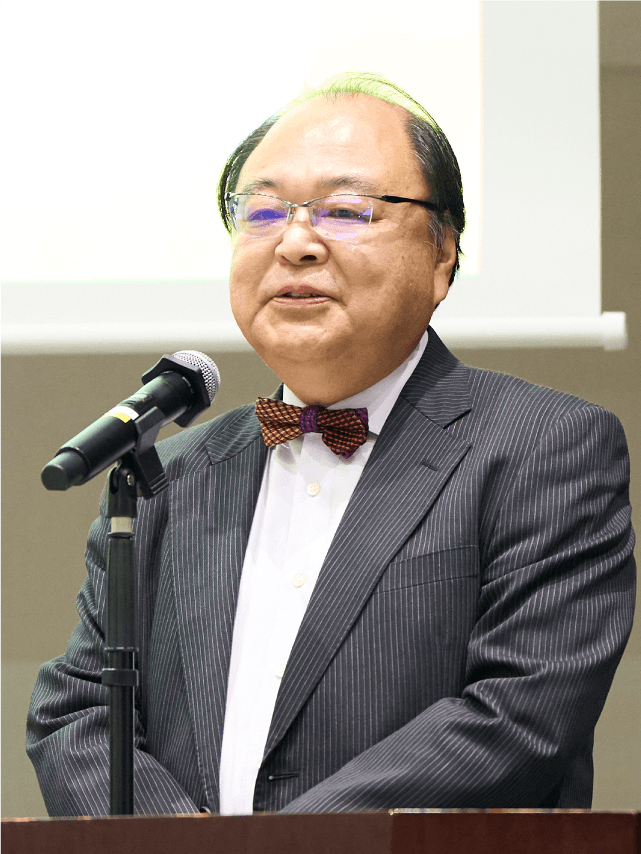 座長挨拶を行う柴山浩彦先生