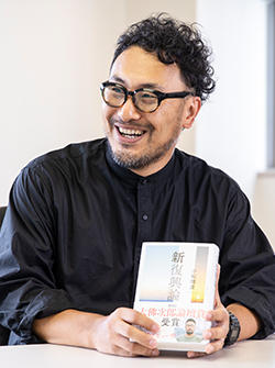 小松 理虔さん