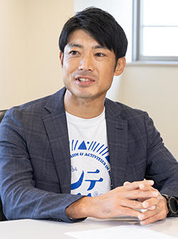 嘉山 淳平さん
