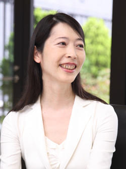 上川あやさん