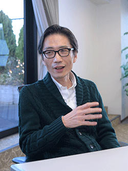 湯浅　誠さん