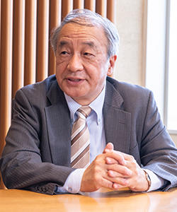 宮城 孝教授