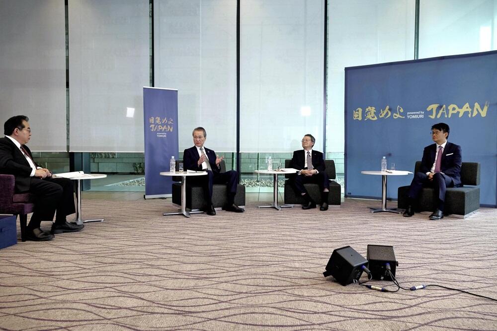 座談会の全景