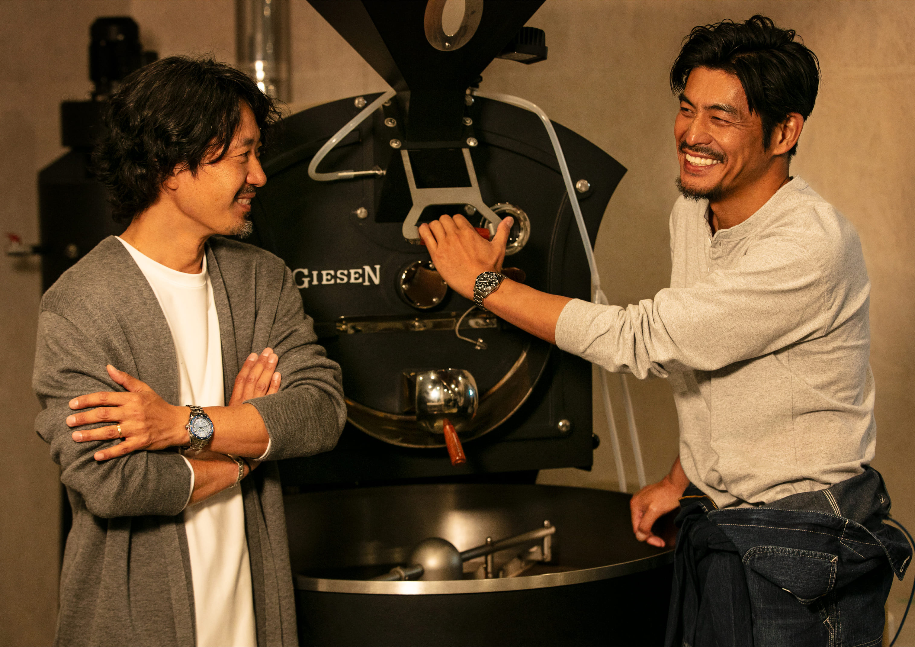 新しい焙煎所では、コーヒーのいい匂いが広がる。
