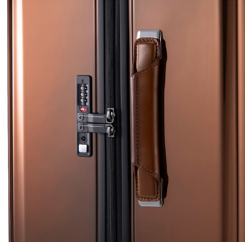 photo:A newly developed one-touch lock offers effortless operation